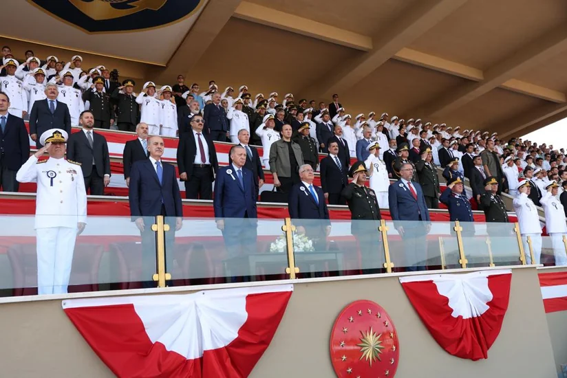 Zakir Həsənov Türkiyənin Hərbi Dənizçilik və Təyyarəçilik məktəblərinin buraxılış mərasimlərində iştirak edib
