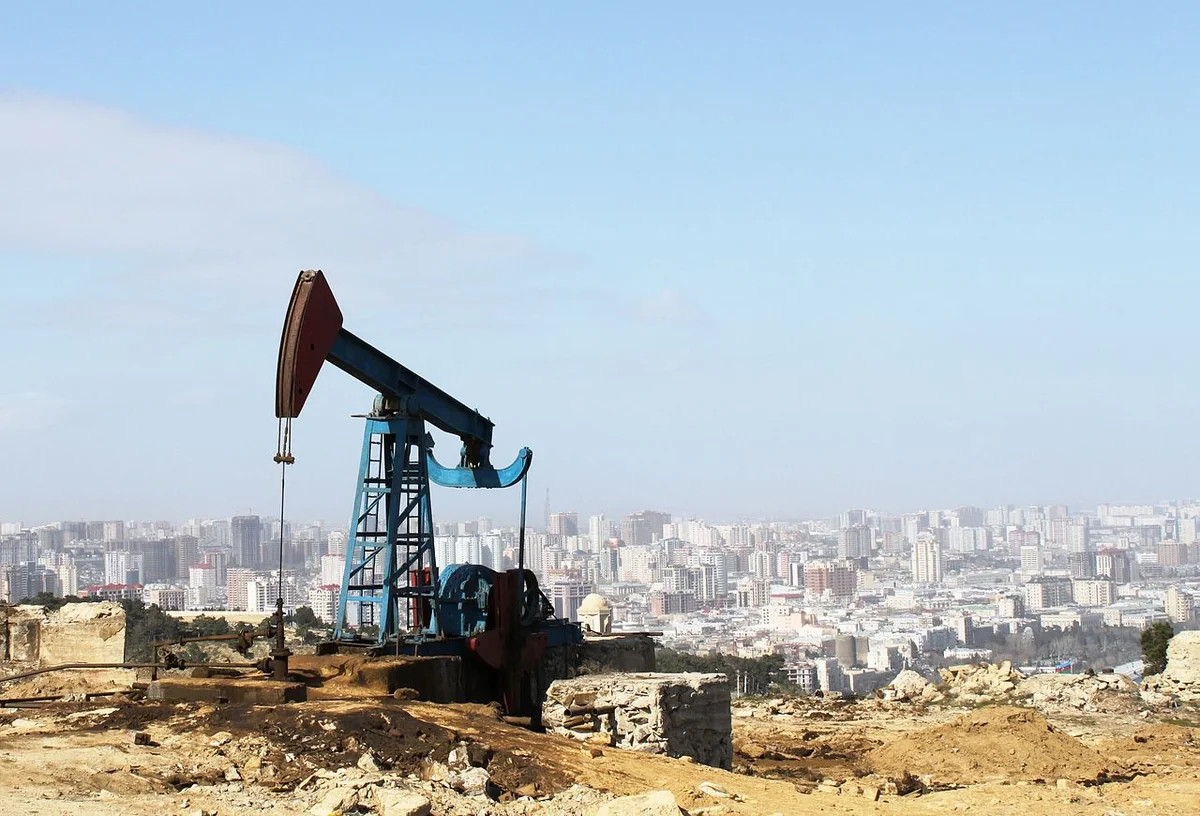 SOCAR: Quruda yerləşən bəzi neft və qaz yataqlarının istismarı dayandırılıb