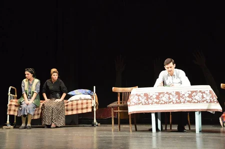Gənc Tamaşaçılar Teatrı Xocalı soyqırımına həsr olunmuş tamaşasını nümayiş etdirib
