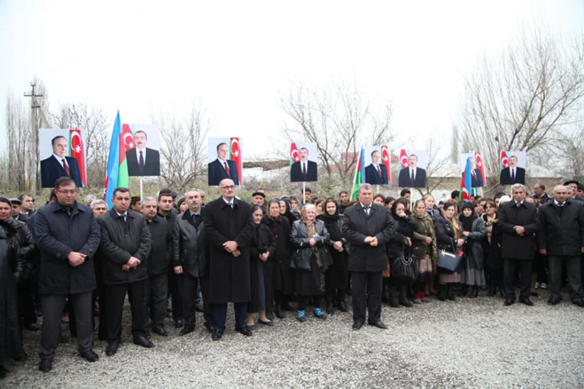 ​Bərdə rayonunun Qasımbəyli kəndinə ilk dəfə qaz verilib