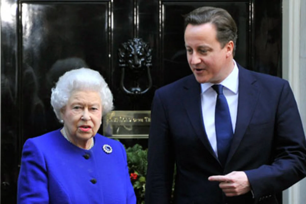 David Cameron's resignation accepted by Queen Elizabeth II