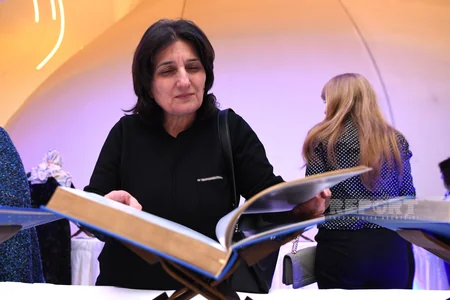 Heydər Əliyev Mərkəzində “Özbəkistanın mədəni irsi dünya külliyyatında” kitabının təqdimatı olub