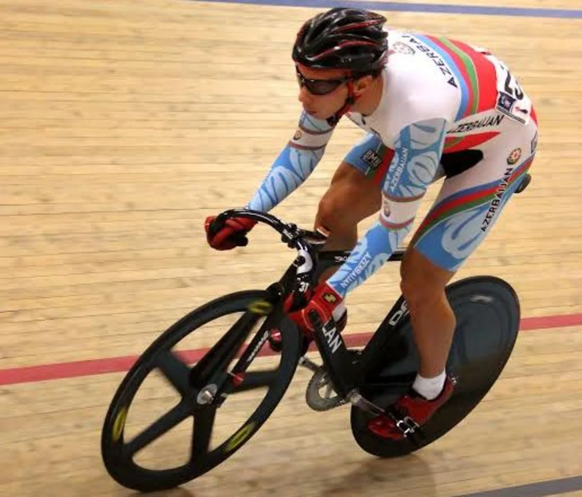 Azərbaycan velosipedçisi dünya çempionatında tarixi nəticə göstərib