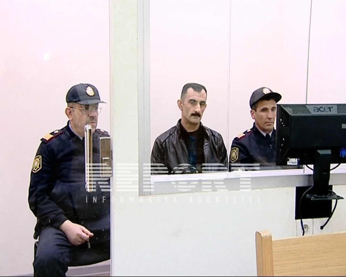 Azərbaycanda bir ailənin 7 üzvünü qətlə yetirməkdə təqsirləndirilən şəxsə hökm oxunub - FOTO