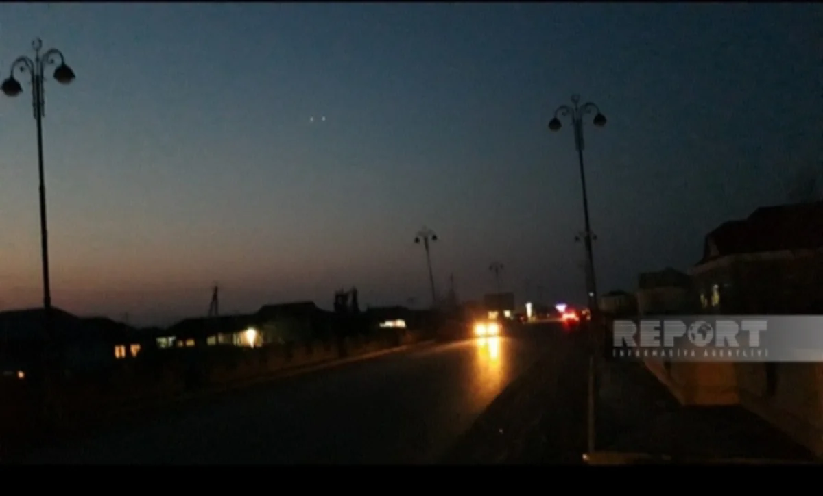 Biləsuvarda mərkəzi prospektin işıqlandırılması problemi həllini tapmır