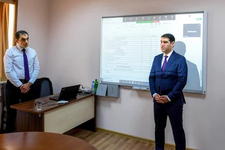 Naxçıvanda peşəkar mühasib sertifikatı almaq istəyənlər üçün imtahan keçirilib
