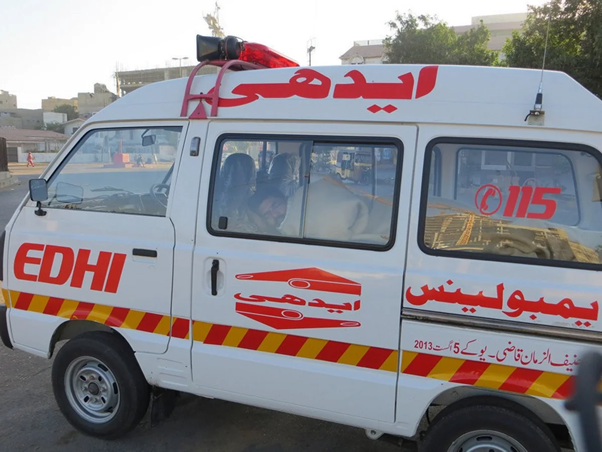More than 20 children injured in truck-bus collision in Pakistan