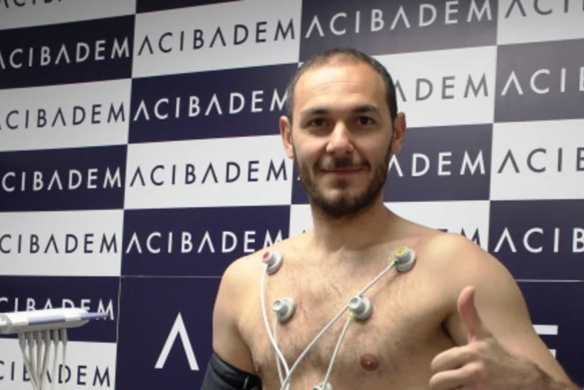 ​Kamran Ağayev Türkiyənin Kayserispor klubuna keçib - FOTO
