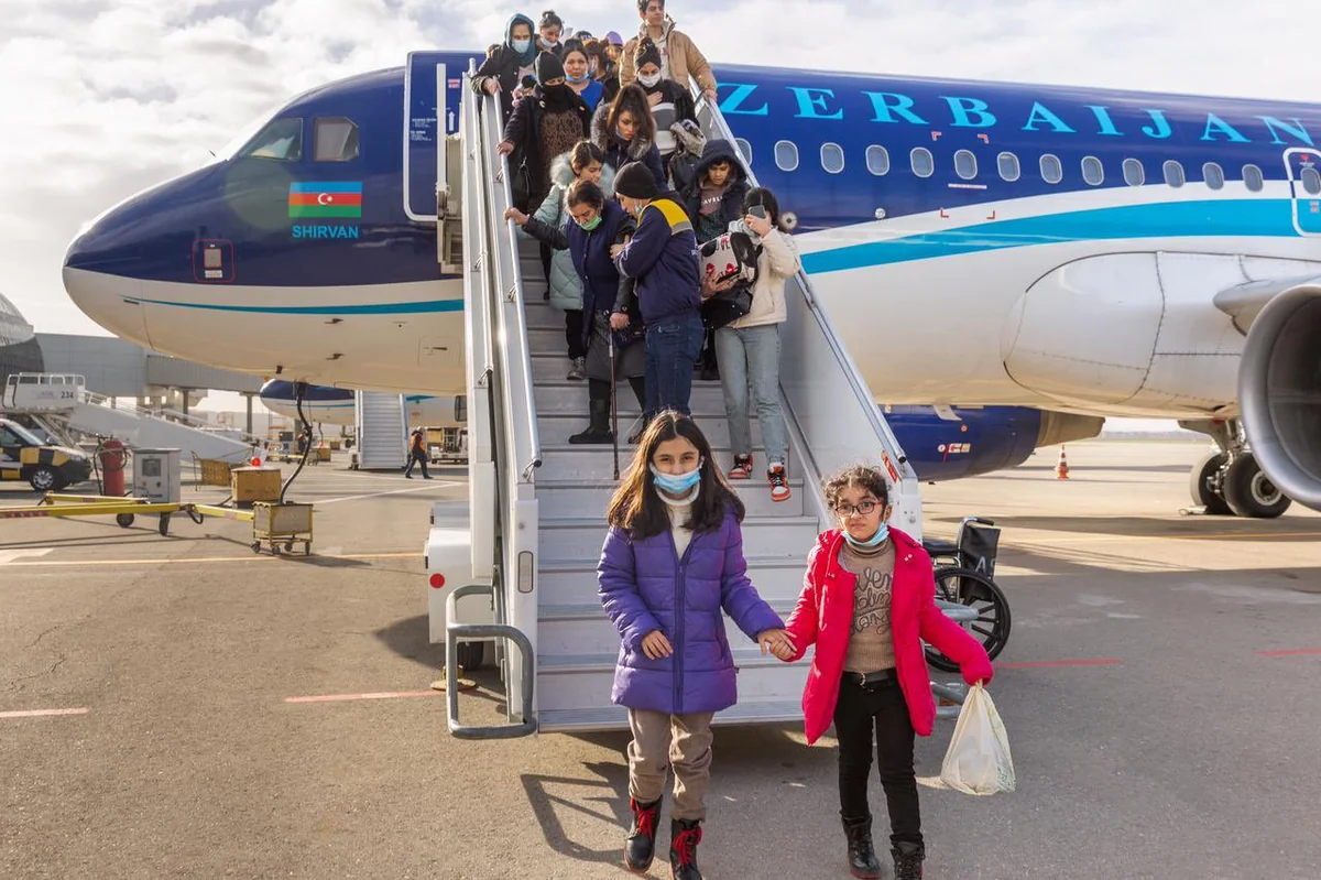 Another 184 Azerbaijani citizens evacuated from Ukraine