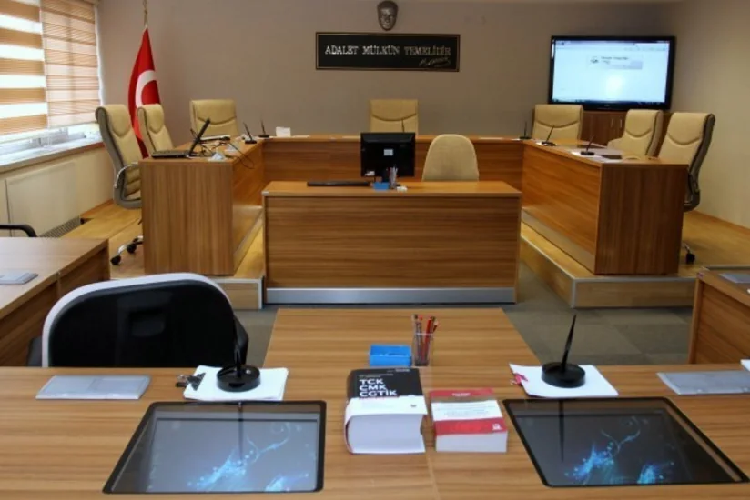 Rəcəb Tayyib Ərdoğanı ​təhqir edən şəxsə bir ildən çox həbs cəzası verilib
