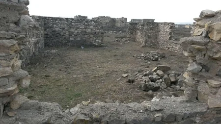 Cəbrayılın Cocuq Mərcanlı kəndi ərazisi mina və partlamamış hərbi sursatlardan təmizlənir