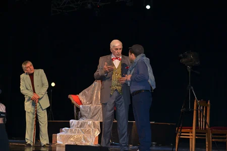 Mingəçevir teatrında Son reportaj tamaşasının premyerası keçirilib