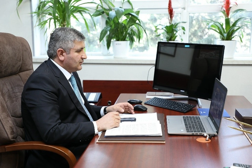 “Azəriqaz” onlayn forumlarda iştirak edir