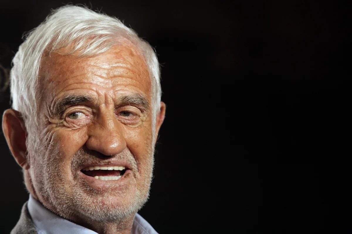 Jan-Pol Belmondo Fəxri legion ordeninə layiq görülüb