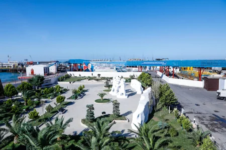 70 yaşlı “Dünyanın səkkizinci möcüzəsi”