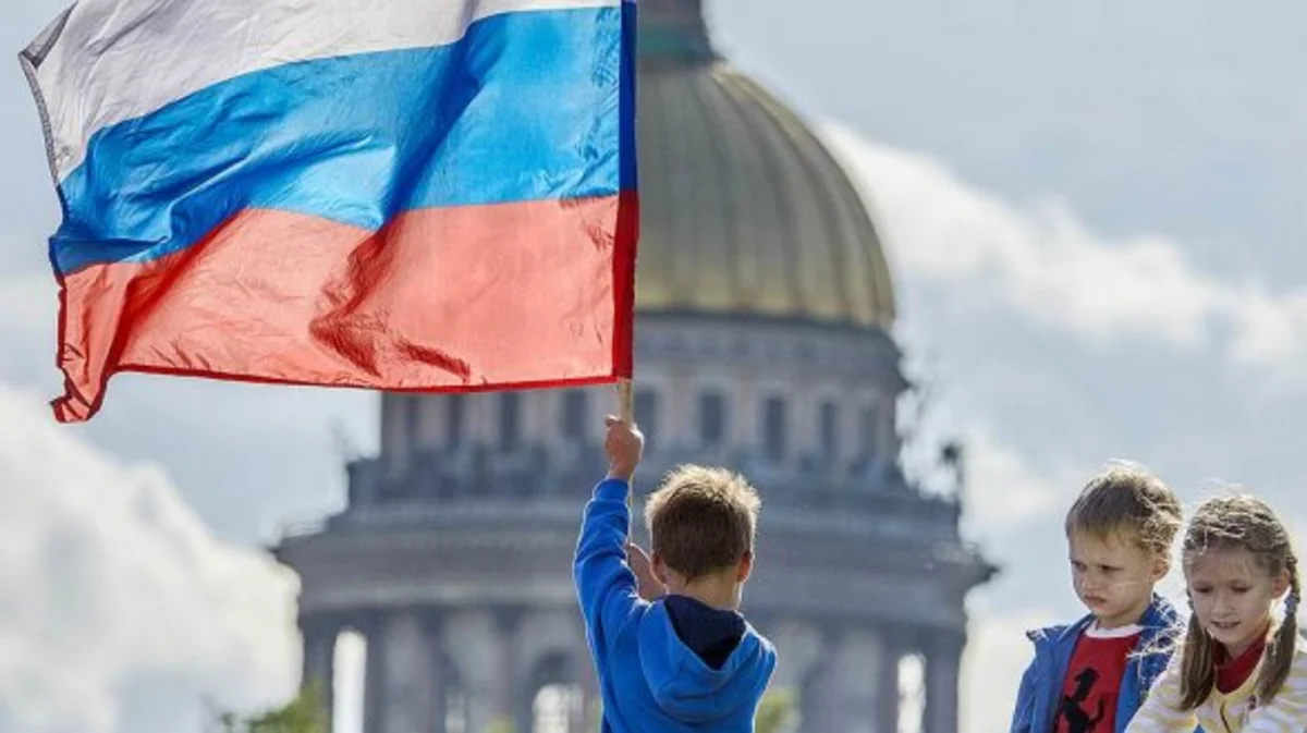 Poll: Russians consider Azerbaijan a friendly country