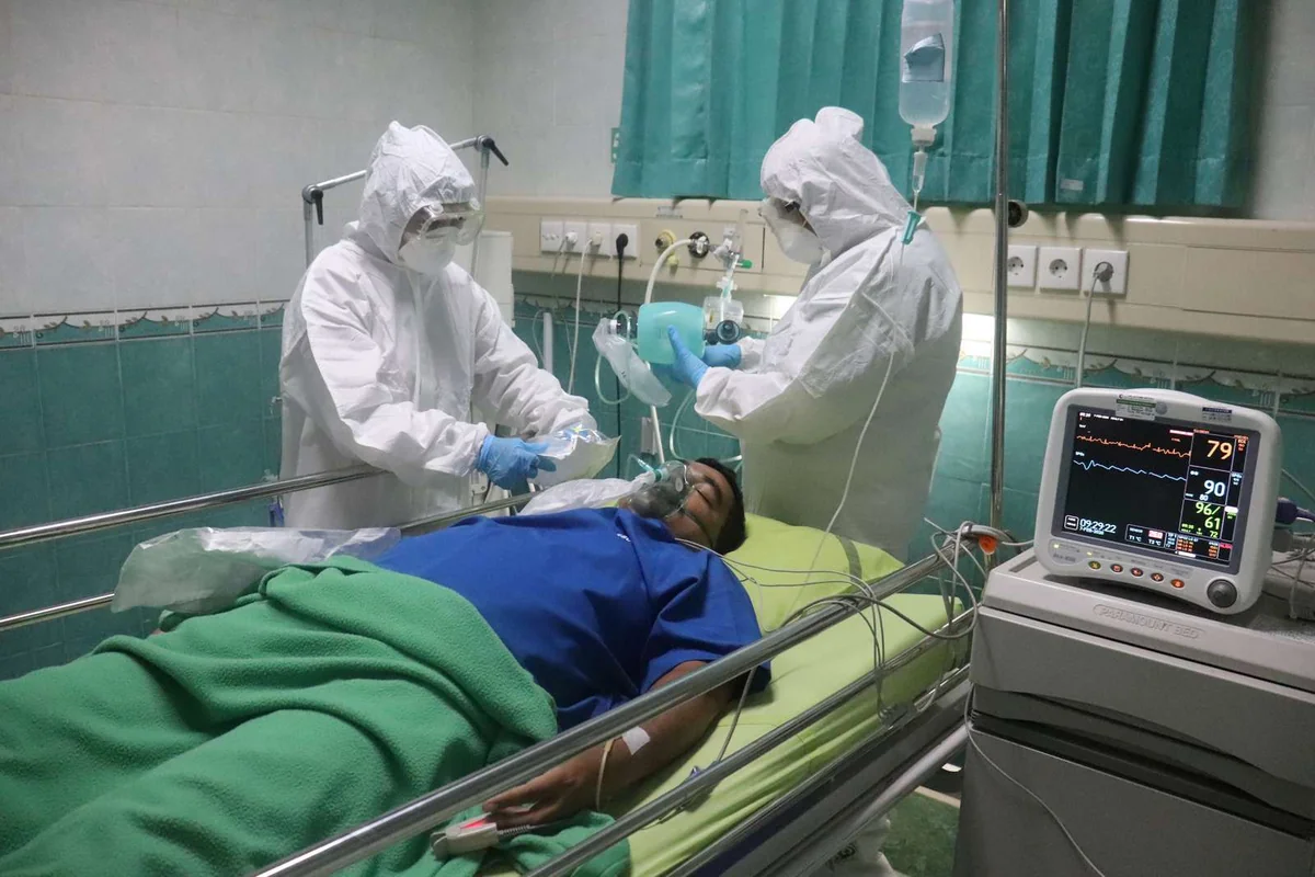 В Дании обнаружили два случая заражения омикрон-штаммом коронавируса