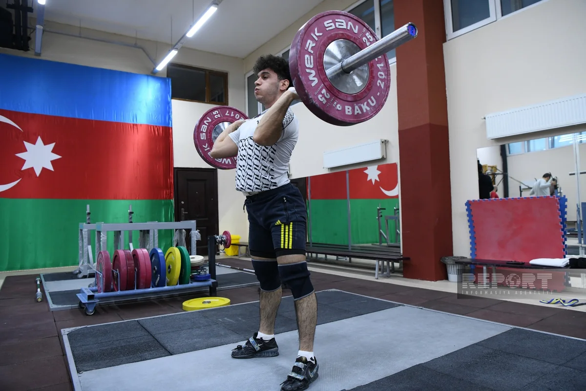 Azərbaycan ağırlıqqaldıranı: Çətin olsa da, olimpiadaya lisenziya qazanmağa çalışacağıq