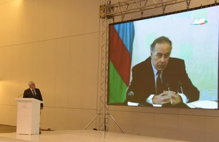 Heydər Əliyev və multikulturalizmin Azərbaycan modeli mövzusunda elmi-praktik seminar keçirilib