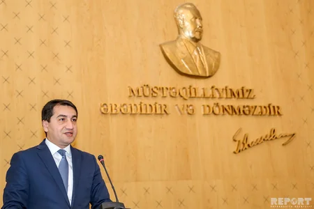 Gənc diplomatlar hərəkat yaradıblar - FOTOLAR