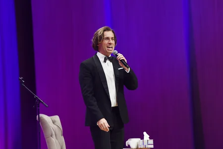 Президент Ильхам Алиев и первая леди Мехрибан Алиева присутствовали на творческом вечере Максима Галкина - ФОТО