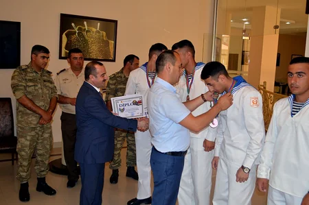 Azərbaycanın hərbi hissələrində bayram tədbirləri keçirilir