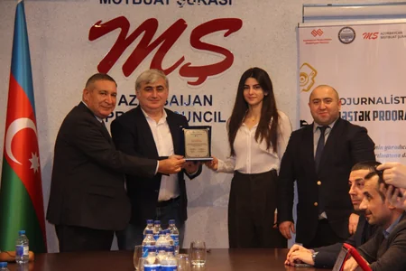 “Fotojurnalistikaya Dəstək Proqramı”nın təqdimat mərasimi keçirilib
