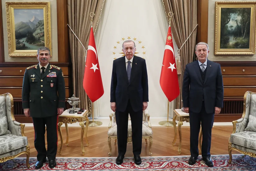 Президент Турции принял министра обороны Азербайджана