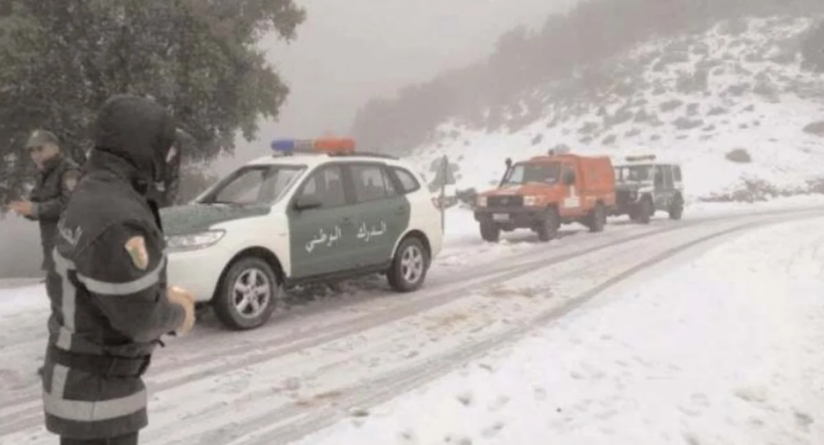 Snowfalls in Algeria lead to suspension of traffic on some highways