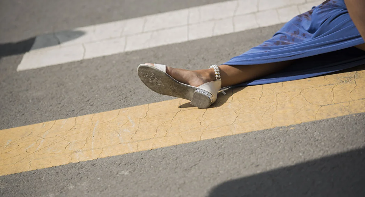 Biləsuvarda 24 yaşlı qadını avtomobil vurub