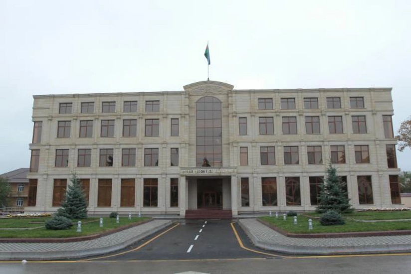 Prezident Administrasiyasının məsul işçiləri Qusarda sakinlərin problemlərini dinləyib - VİDEO