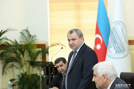 BDU-da ümummilli lider Heydər Əliyevə həsr olunmuş məqalə müsabiqəsinin qalibləri mükafatlandırılıb