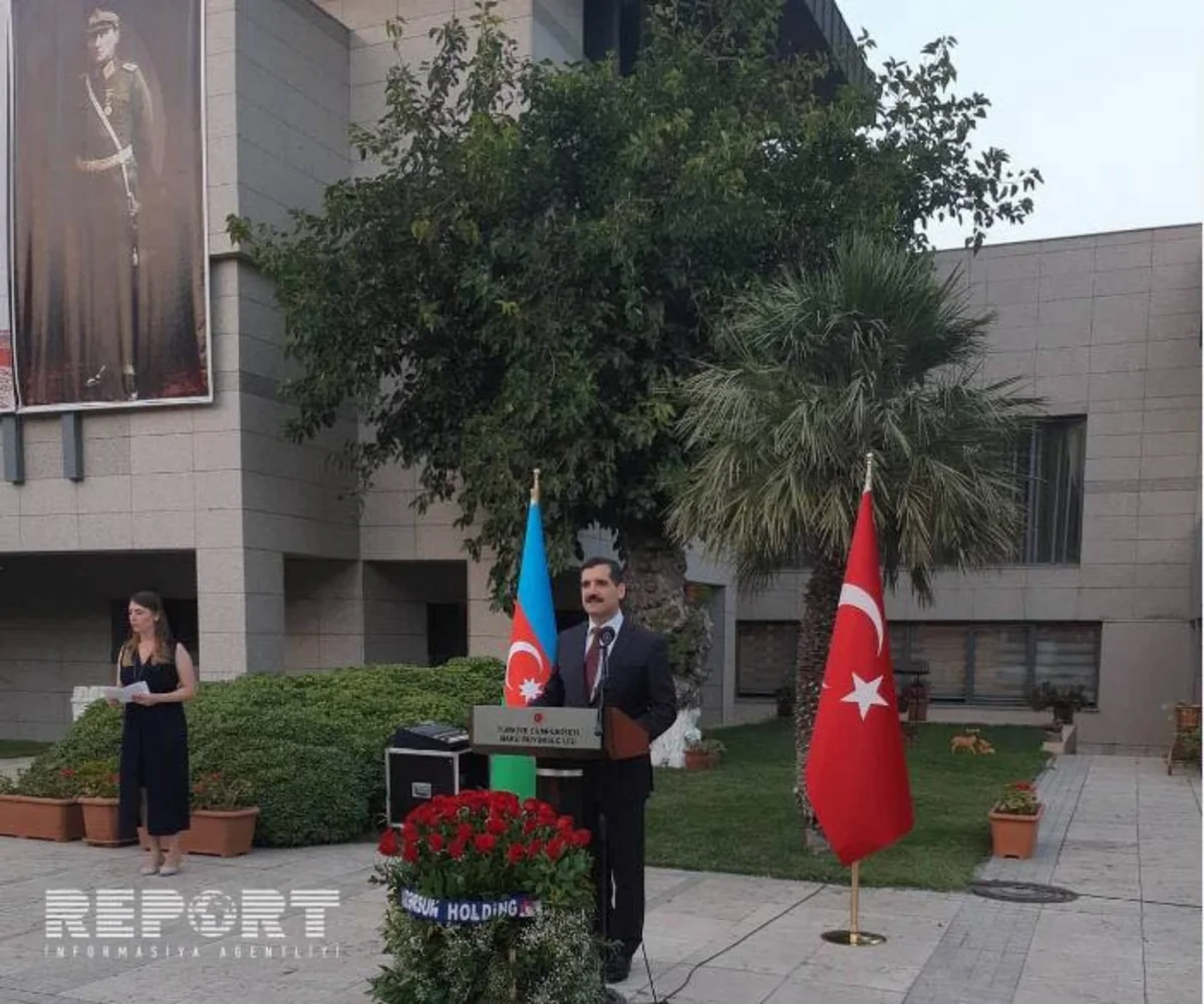 Bakıda Türkiyənin Zəfər bayramı münasibətilə rəsmi qəbul təşkil edilib - FOTO