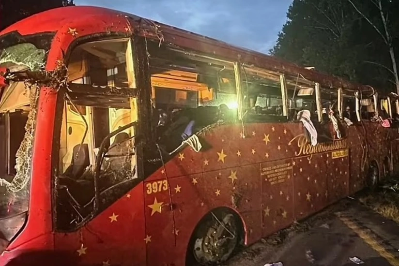 ABŞ-da avtobus qəzasında 7 nəfər ölüb, 40-a yaxın insan yaralanıb