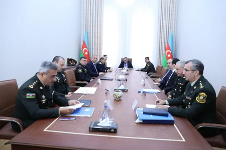 Mərkəzi Çağırış Komissiyasının iclası keçirilib, çağırışçıların bölgüsündə şəffaflığın təmin edilməsi müzakirə olunub