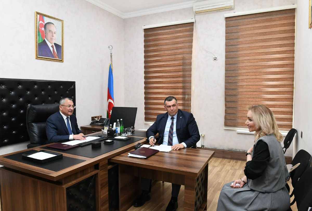 Rövşən Rzayev vətəndaş qəbulu keçirib