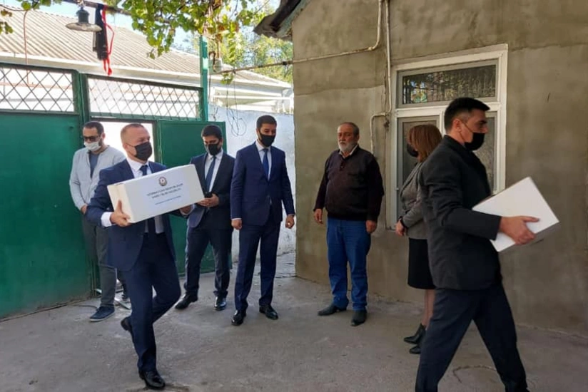 XİN erməni təcavüzündən zərər çəkmiş Tərtər və Bərdədəki 500 ailəyə humanitar yardım göstərdi