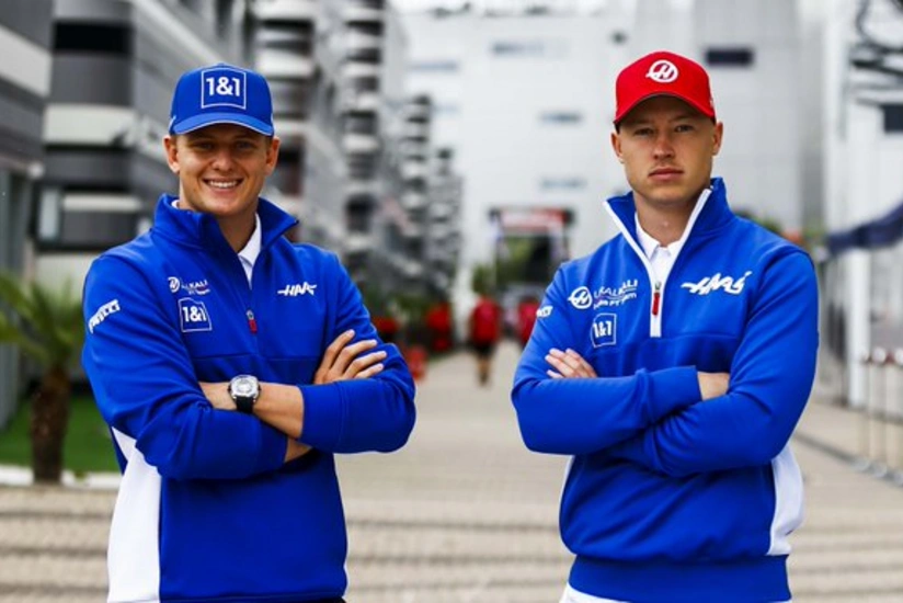 Formula 1 komandası hər iki pilotu ilə müqaviləni yeniləyib