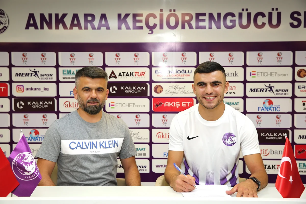 Türkiyə klubu azərbaycanlı futbolçunun keçidini açıqladı