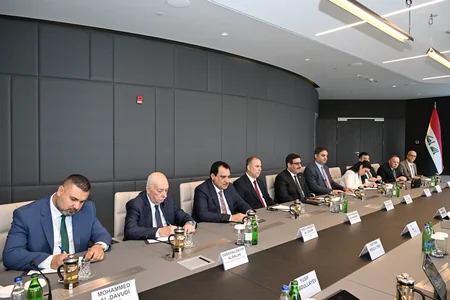 Azerbaijan, Iraq discuss expanding co-op in infrastructure projects