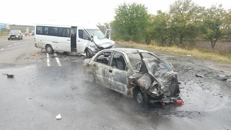 Futbolçuları aparan mikroavtobus qəzaya düşüb, bir nəfər ölüb