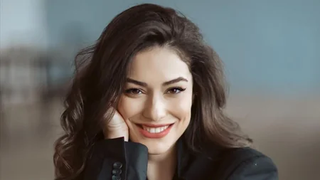 Azerbaijani actress and TV host stars in film to be aired on Netflix