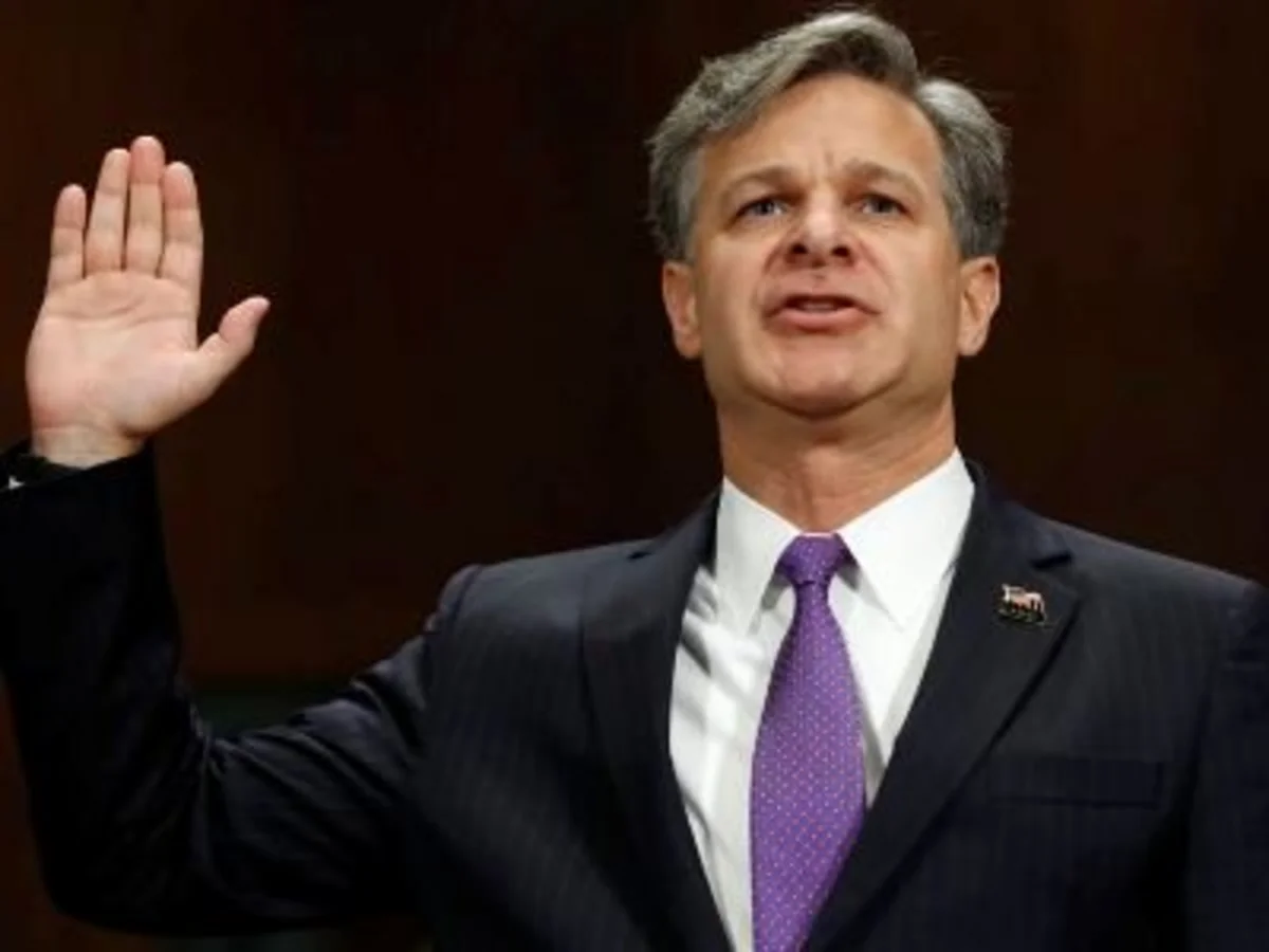 ABŞ Senatı Kristofer Reyi FTB-nin direktoru vəzifəsinə təsdiqləyib