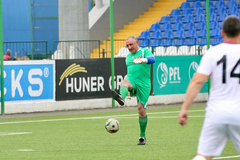 Turanın sabiq kapitanı: Formanı geyinib, əlcəkləri taxanda, özümü 18 yaşımda hiss etdim - MÜSAHİBƏ