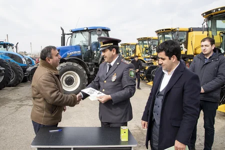 Kənd təsərrüfatı texnikasının yeni qaydalarla satışına başlanılıb