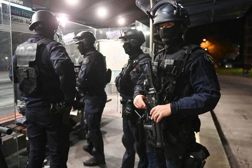 Fransa polisi Martinikdəki etirazları yatırmaq üçün xüsusi qüvvə göndərəcək