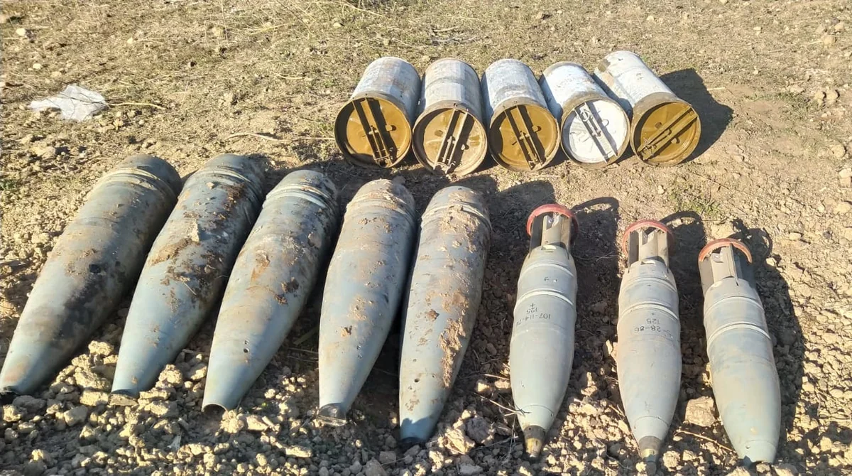 В прифронтовых районах обнаружены неразорвавшиеся армянские боеприпасы