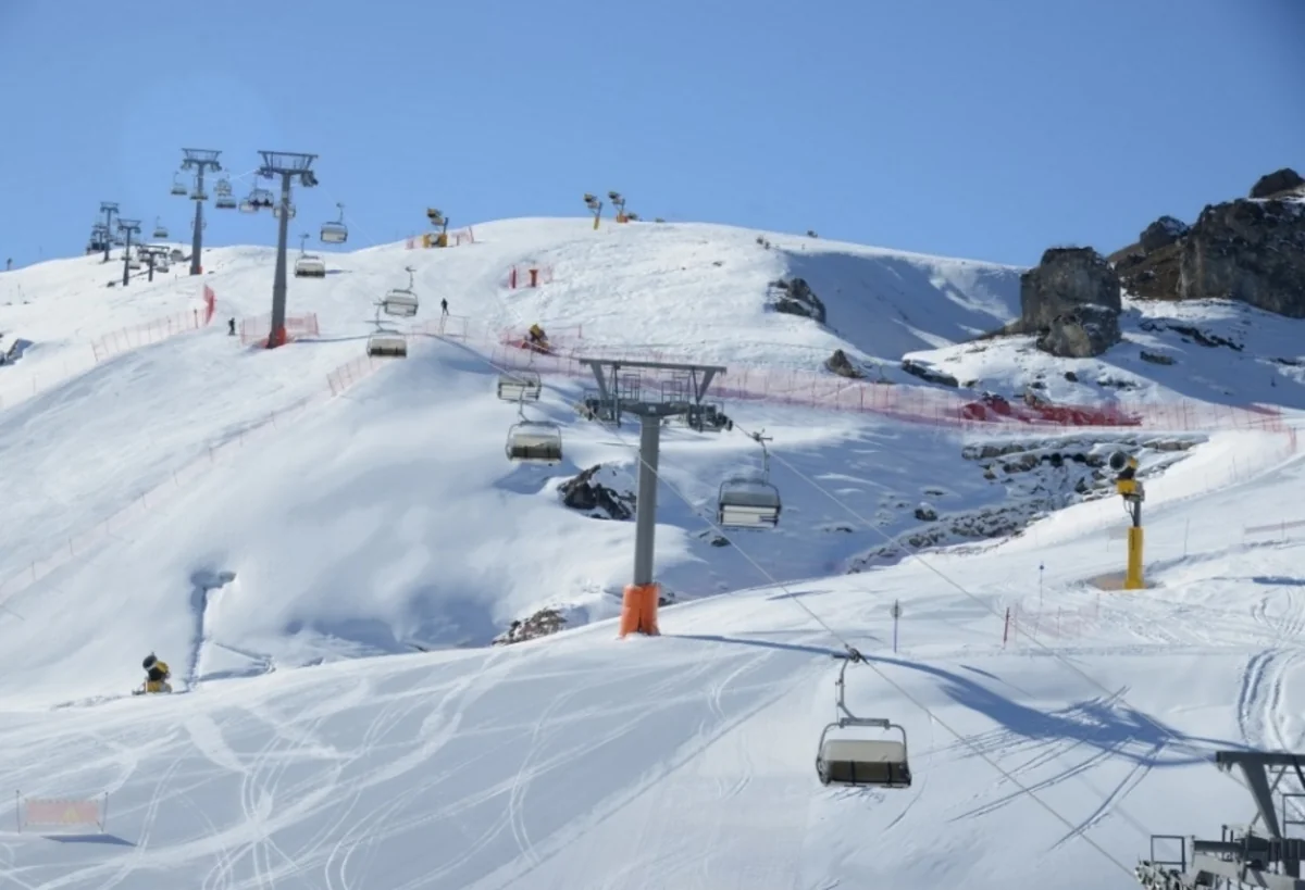 Şahdağda qar örtüyünün hündürlüyü 2 sm olub - FAKTİKİ HAVA