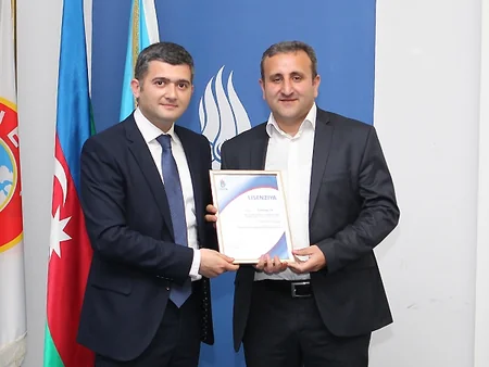 Azərbaycan Premyer Liqasında iştirak edəcək klublara lisenziyalar təqdim olunub