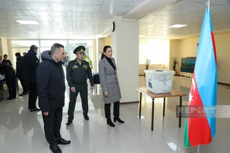 Azerbaijani Ombudsperson observes voting at Azerbaijani army training center